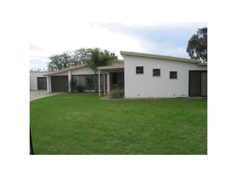 11 Silver Crescent, Grange SA 5022