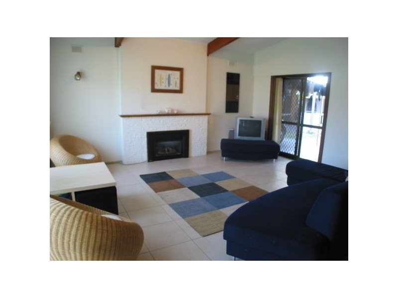 11 Silver Crescent, Grange SA 5022