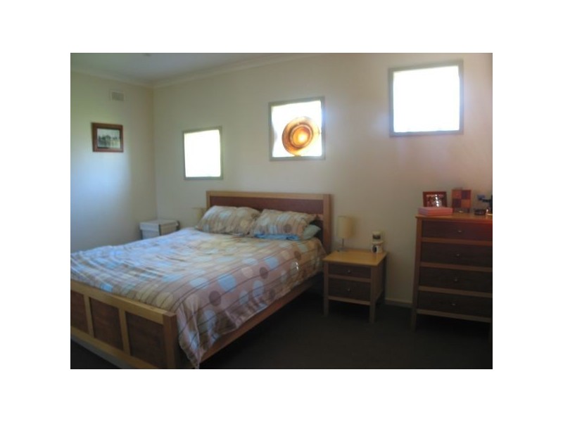 11 Silver Crescent, Grange SA 5022