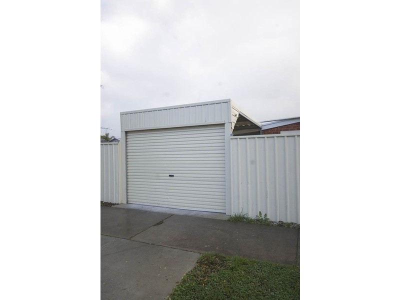 33 Lincoln Avenue, Largs Bay SA 5016