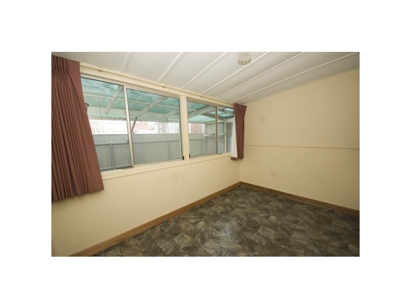 33 Lincoln Avenue, Largs Bay SA 5016