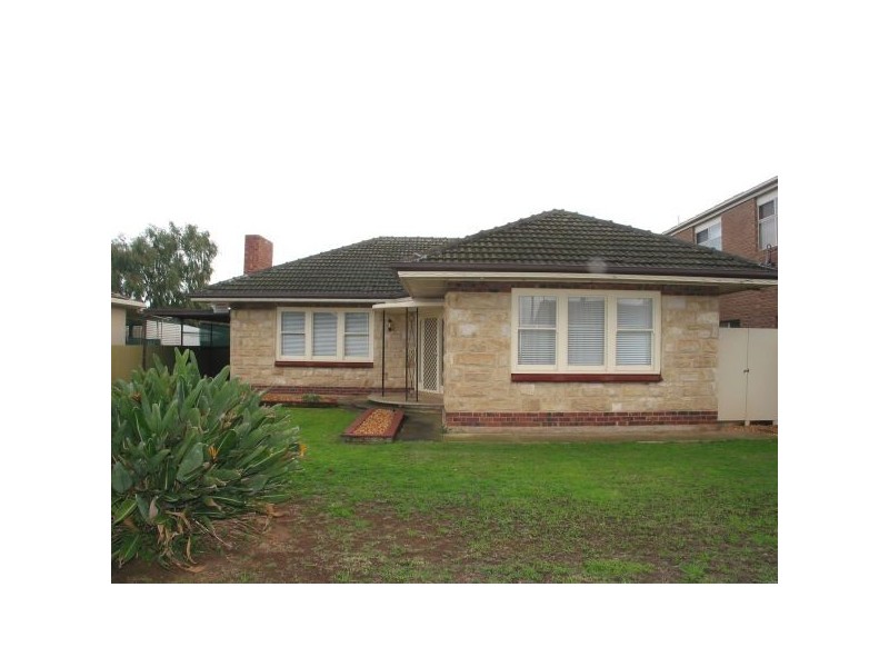 11 Agnes Street, Seaton SA 5023