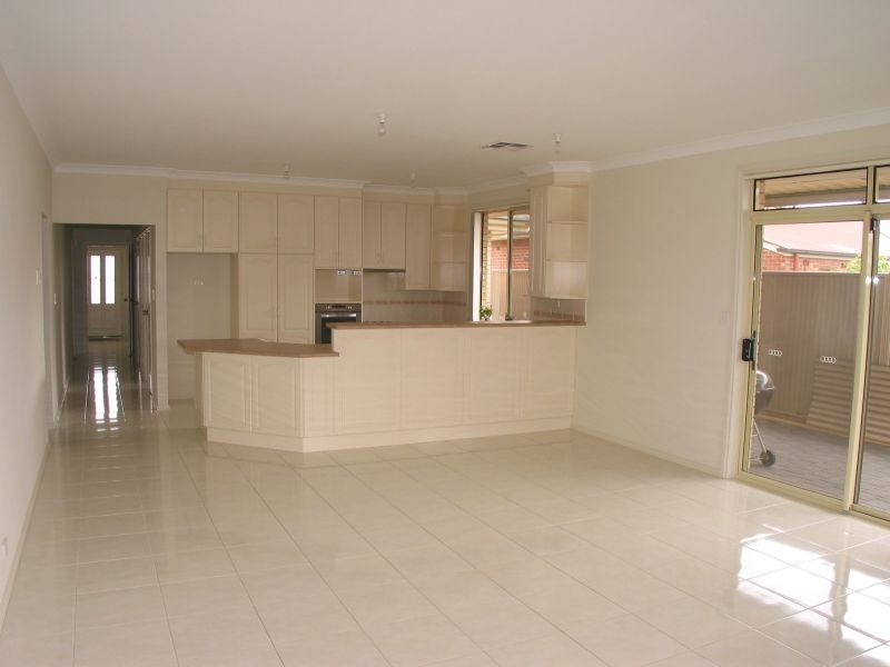 19 Irwin Street, Mansfield Park SA 5012