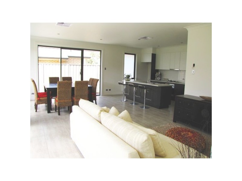 1 & 1a Lee Street, Gilles Plains SA 5086