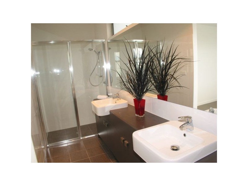 25 Adeline Street, Mawson Lakes SA 5095