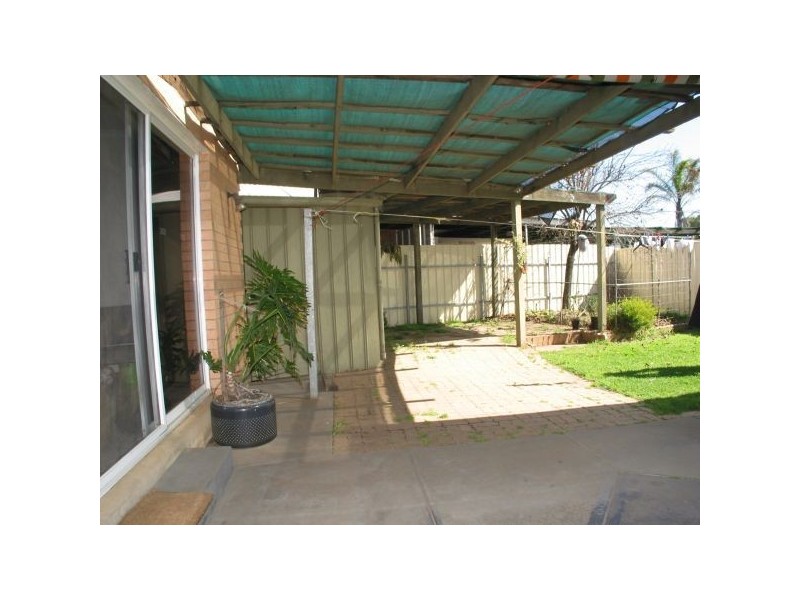 14 Washington Crescent, Findon SA 5023