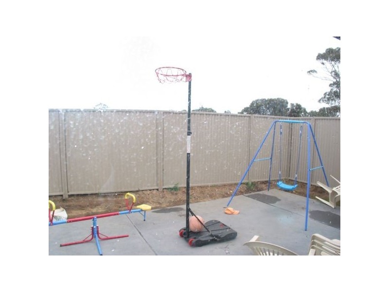 14 Irwin Street, Mansfield Park SA 5012