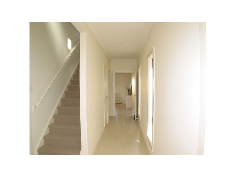 10 Illawarra Court, West Lakes Shore SA 5020