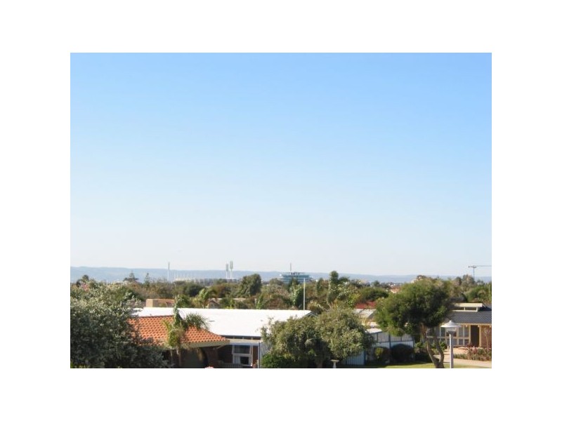 10 Illawarra Court, West Lakes Shore SA 5020