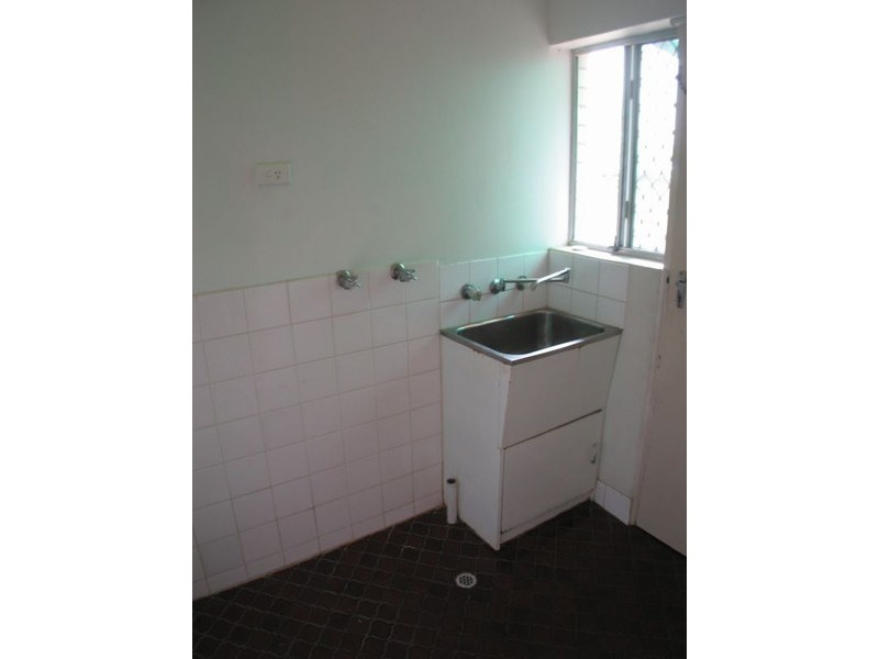 1,2,3,4/32 Olveston Avenue, Beverley SA 5009