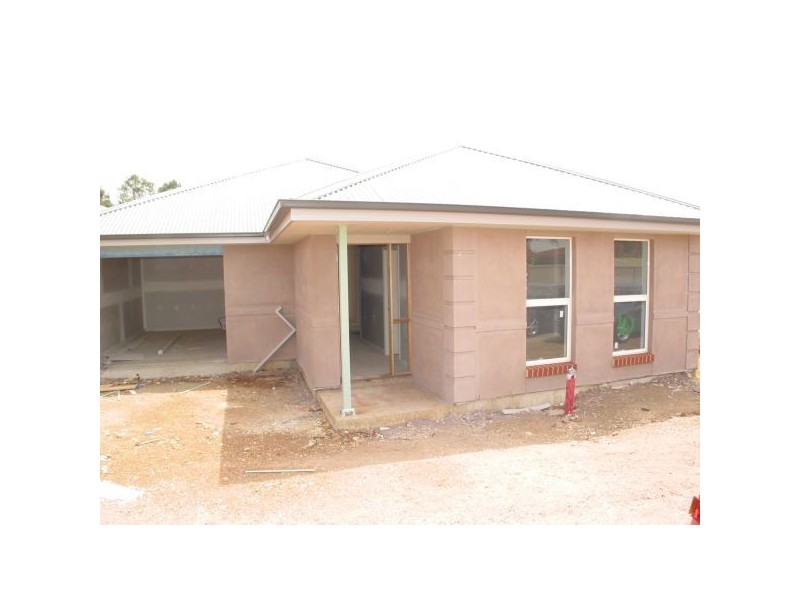 13 Hamley Crescent, Mansfield Park SA 5012