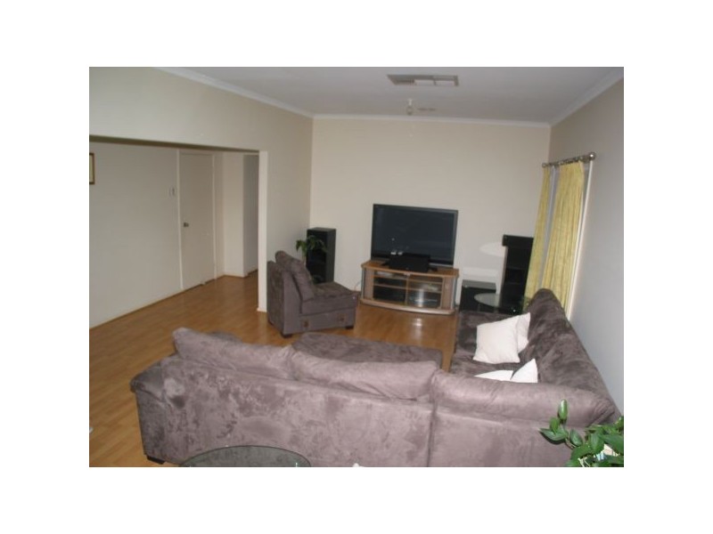 32 Sutherland Road, Ferryden Park SA 5010