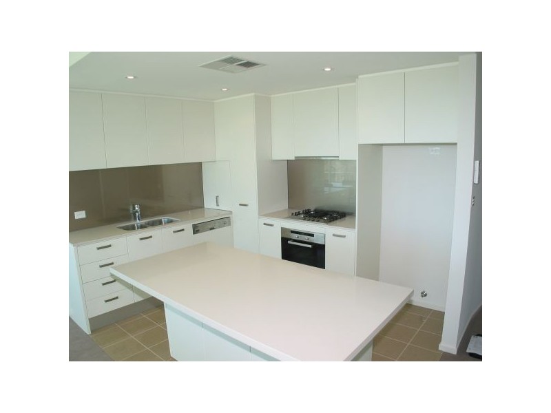 28/155 Brebner Drive, West Lakes SA 5021