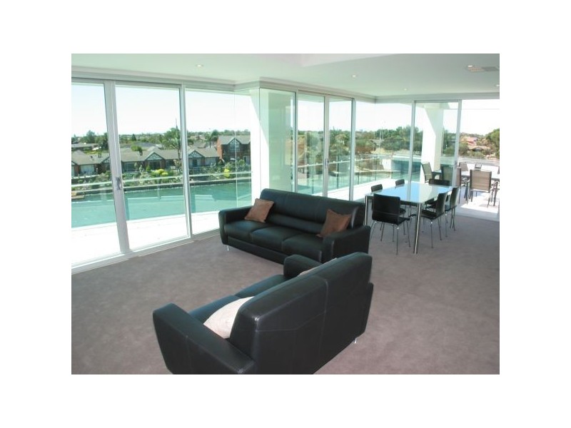 28/155 Brebner Drive, West Lakes SA 5021