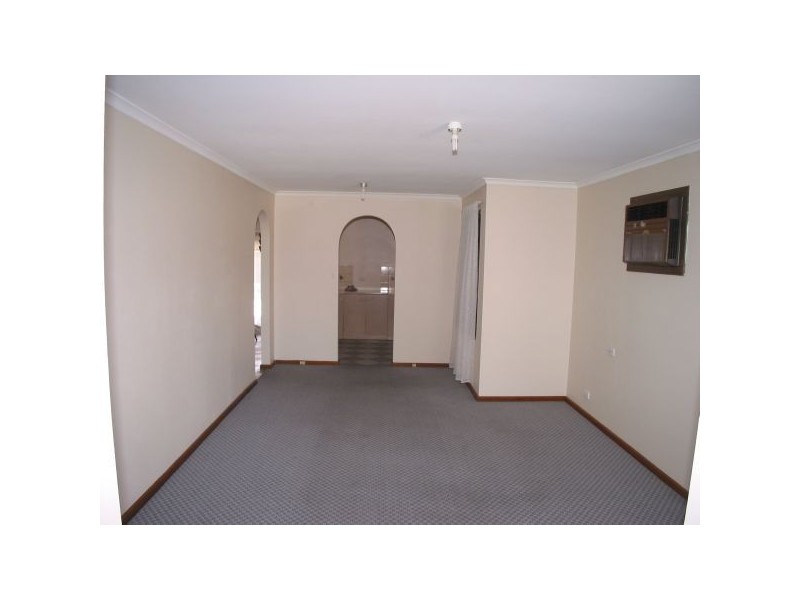82 Gladstone Road, Mansfield Park SA 5012
