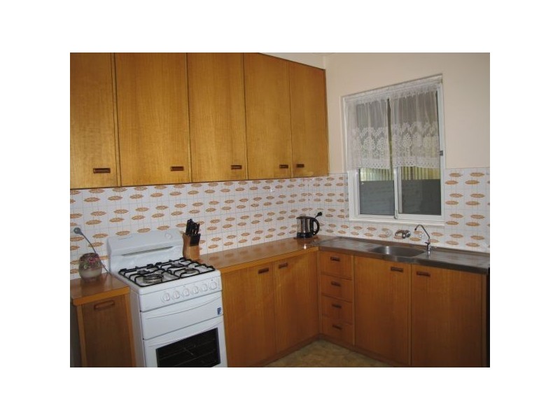 8 Tunbridge Street, Woodville South SA 5011