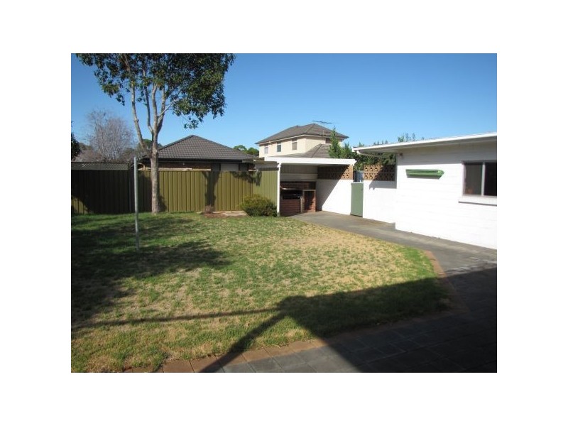 8 Tunbridge Street, Woodville South SA 5011