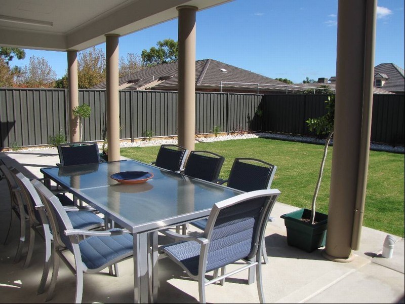 4 Delo Court (off Stephen Tec), Grange SA 5022