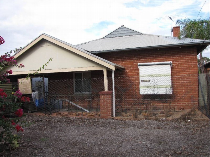 104 Churchill Road North, Dry Creek SA 5094