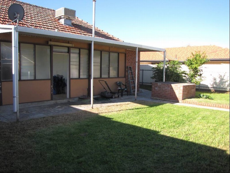 16 Irwin Street, Woodville West SA 5011