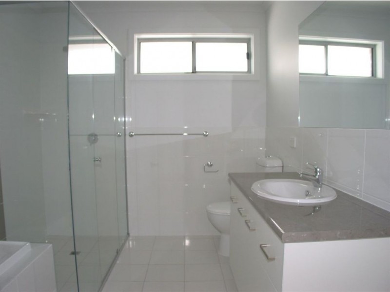 8 Swan Terrace, Ethelton SA 5015