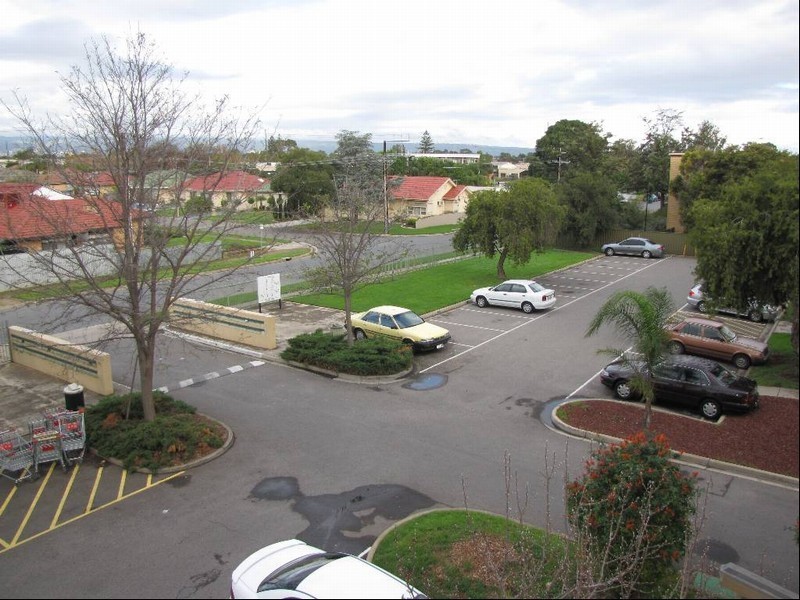 104/3 Noblet Street, Findon SA 5023