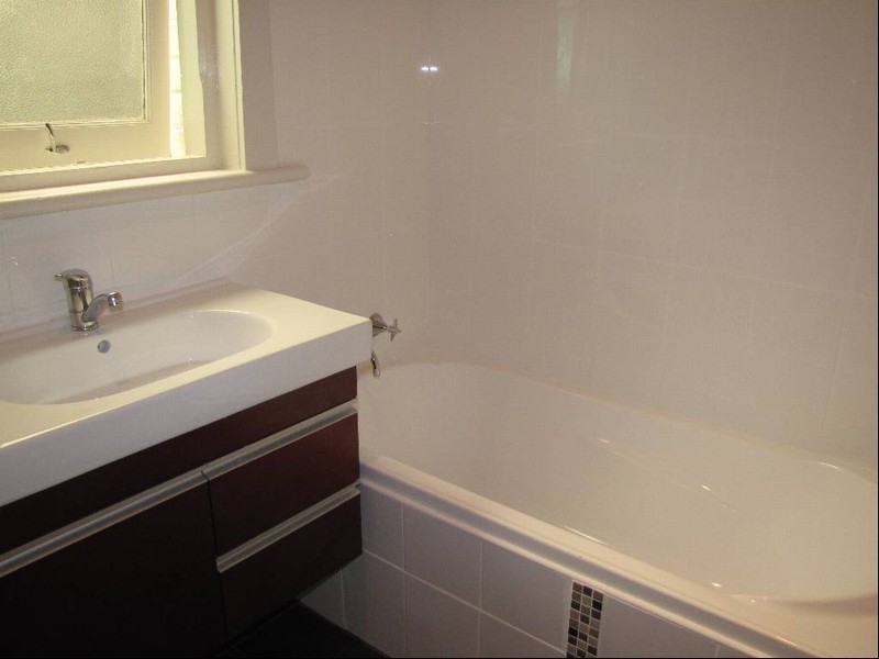 1 Price Weir Avenue, Allenby Gardens SA 5009