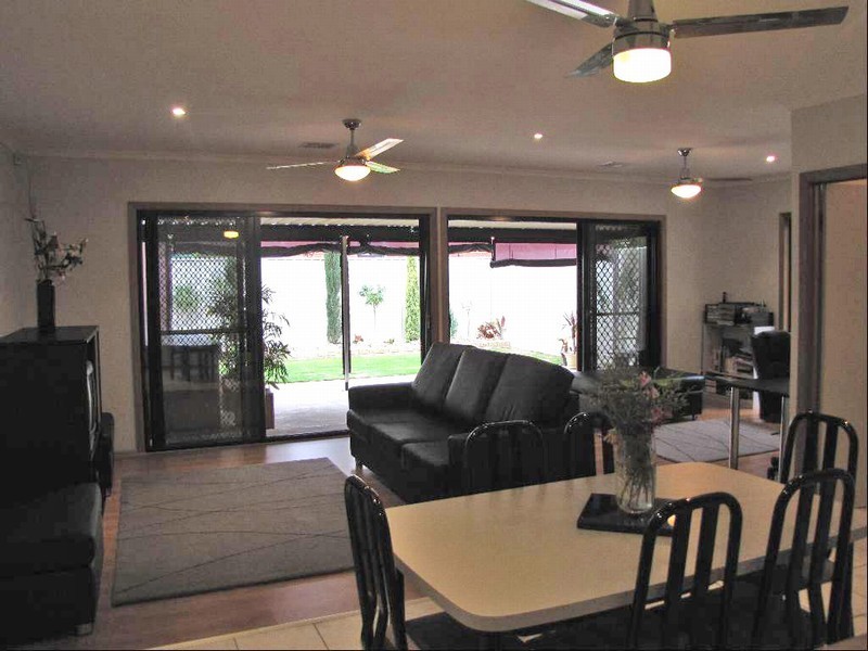 19 Whitney Street, Cheltenham SA 5014