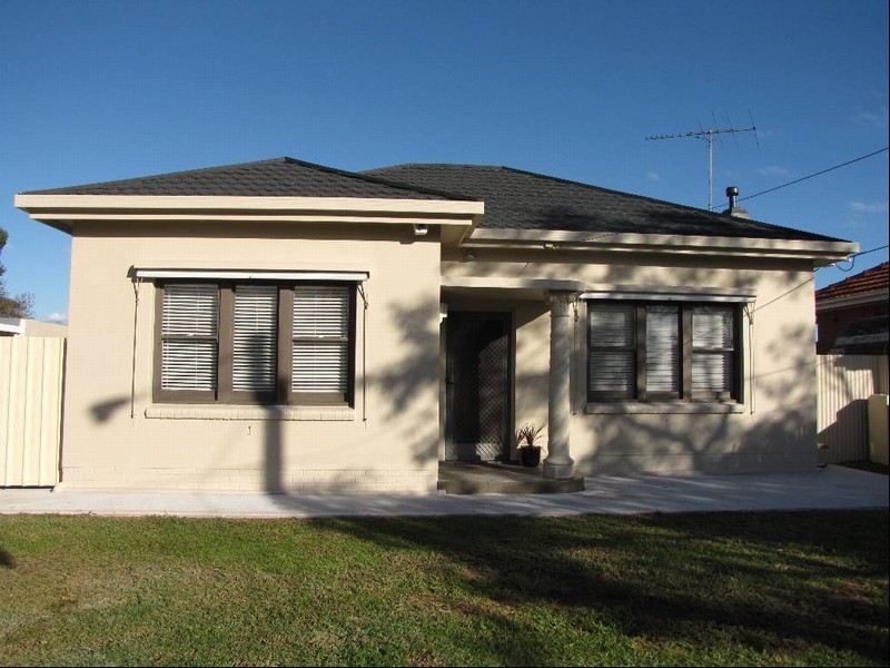 8 Stevens Street, Seaton SA 5023