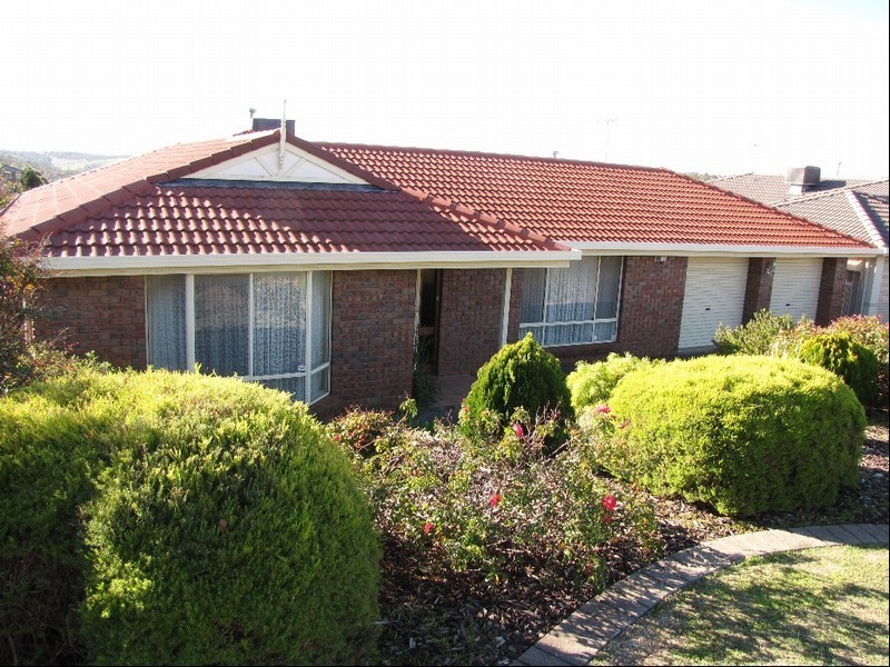 28 Petworth Parade, Greenwith SA 5125