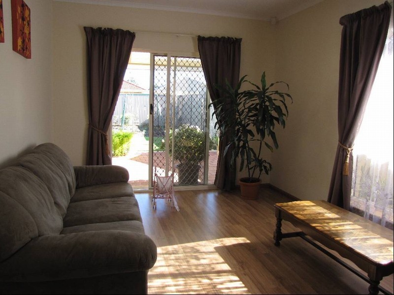 67 Kent Street, Mansfield Park SA 5012