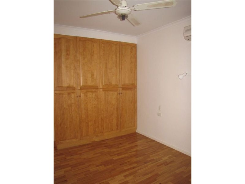 12 Farncomb Road, Fulham SA 5024