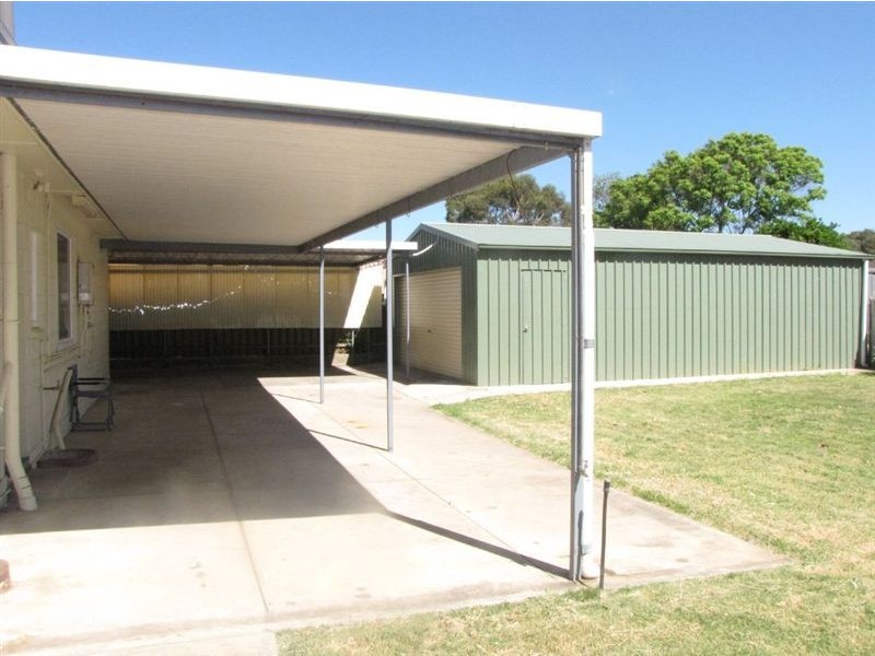 12 Farncomb Road, Fulham SA 5024