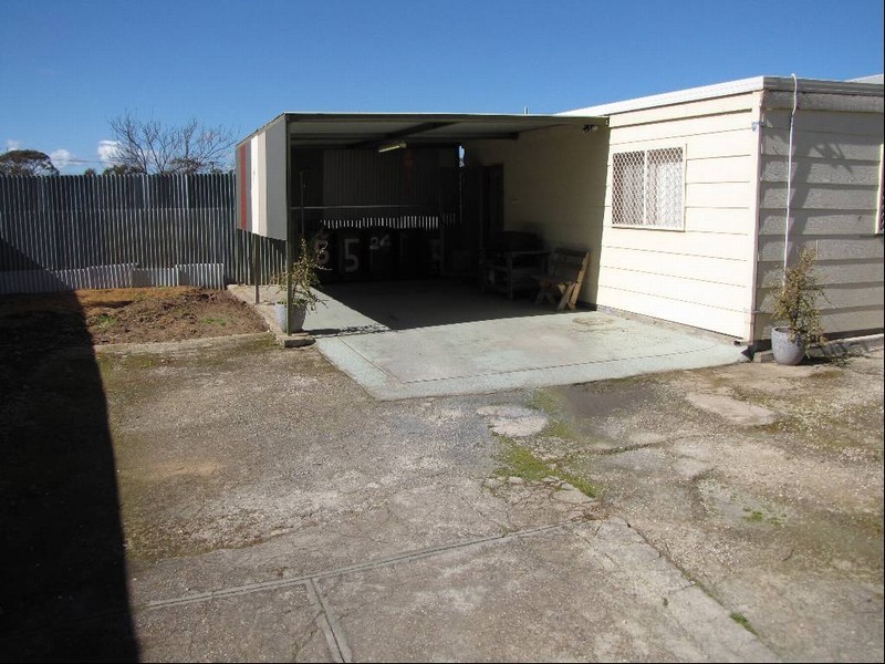 24 Kenmair Street, Mansfield Park SA 5012