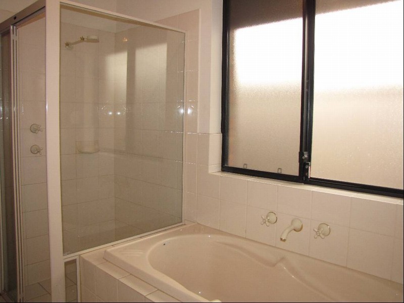 4 Inverway Street, Ferryden Park SA 5010