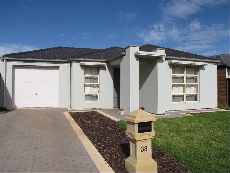 38 Wattlebird Drive, Burton SA 5110