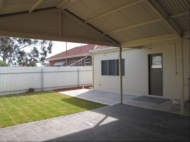 8 Stevens Street, Seaton SA 5023