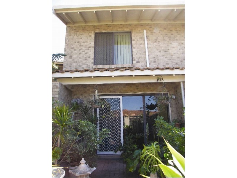 78 Sportsmans Drive, West Lakes SA 5021