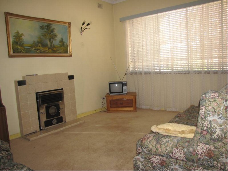 53 Essex Street, Woodville Gardens SA 5012