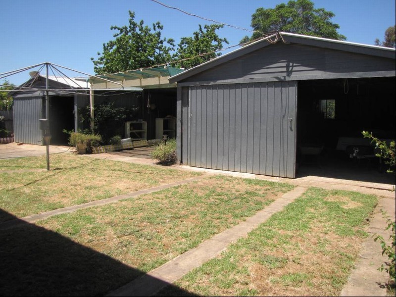 53 Essex Street, Woodville Gardens SA 5012