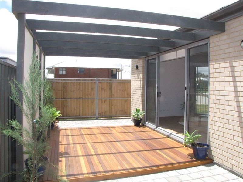 72 The Strand, Mawson Lakes SA 5095