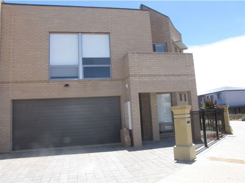 72 The Strand, Mawson Lakes SA 5095
