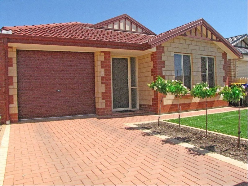 9 Yellow Gum Ave, Athol Park SA 5012