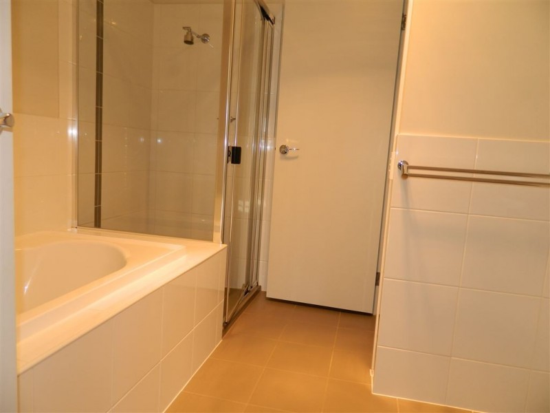 8 Charles Mathews Circle, Woodville SA 5011