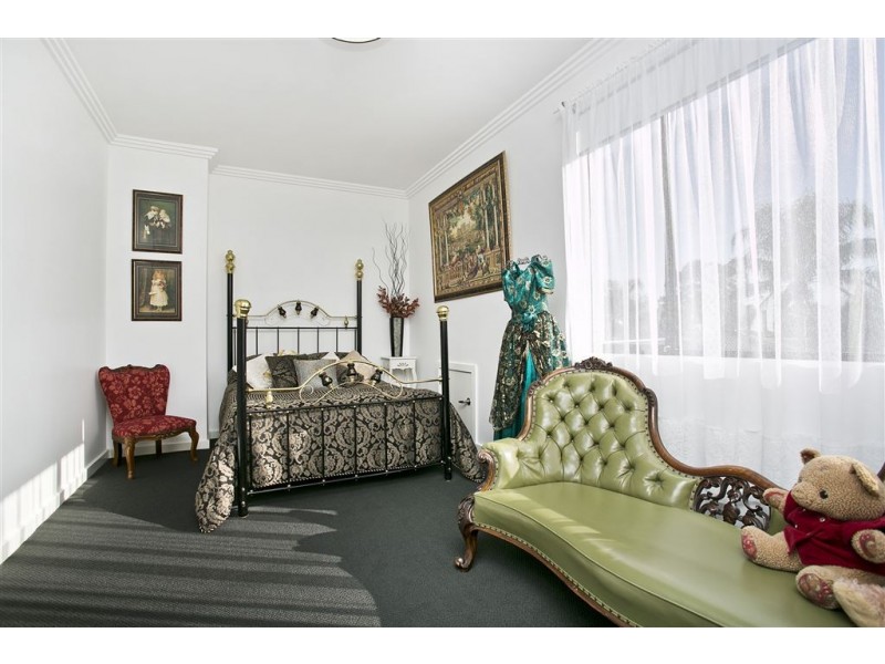 11 Louis Crescent, Newton SA 5074