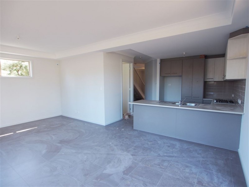 3/30 -32 Farnham Road, Keswick SA 5035