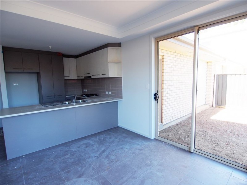 3/30 -32 Farnham Road, Keswick SA 5035