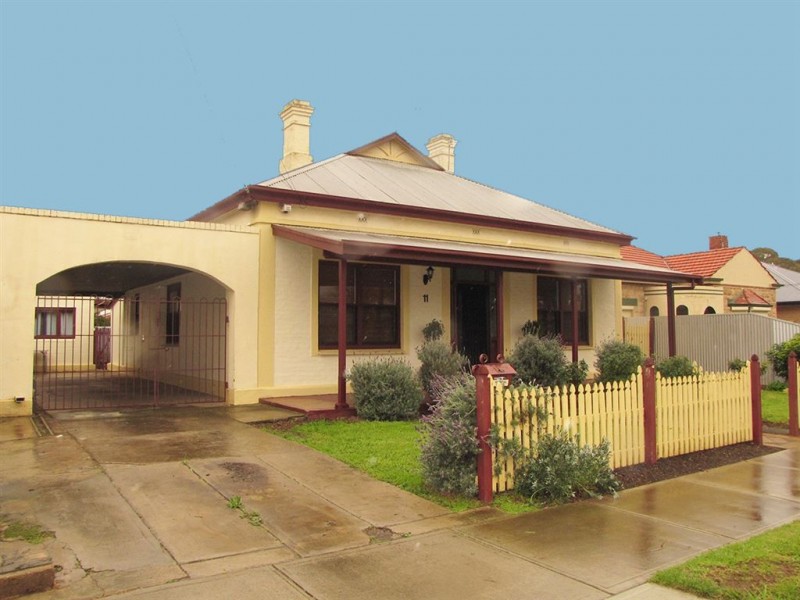 11 Queen Street, Pennington SA 5013