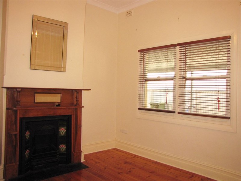 11 Queen Street, Pennington SA 5013