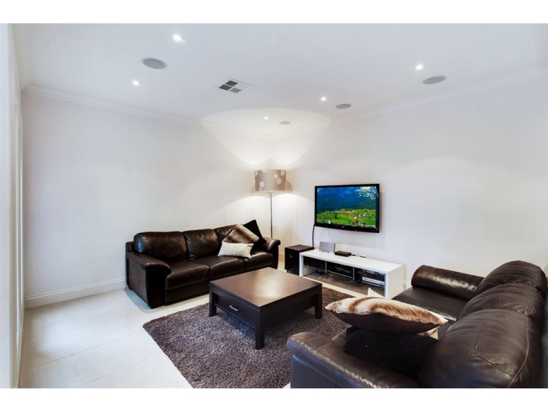5C Pioneer Street, Findon SA 5023
